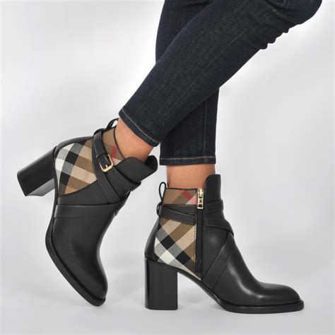 Burberry Women's boots 